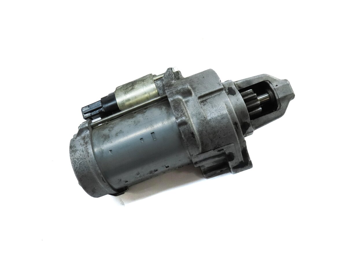 Thumbnail 3: 09-14 BMW 550i 650i 750i B7 X5 X6 (F10 F01 E70 E71) 4.4 TWIN TURBO STARTER MOTOR