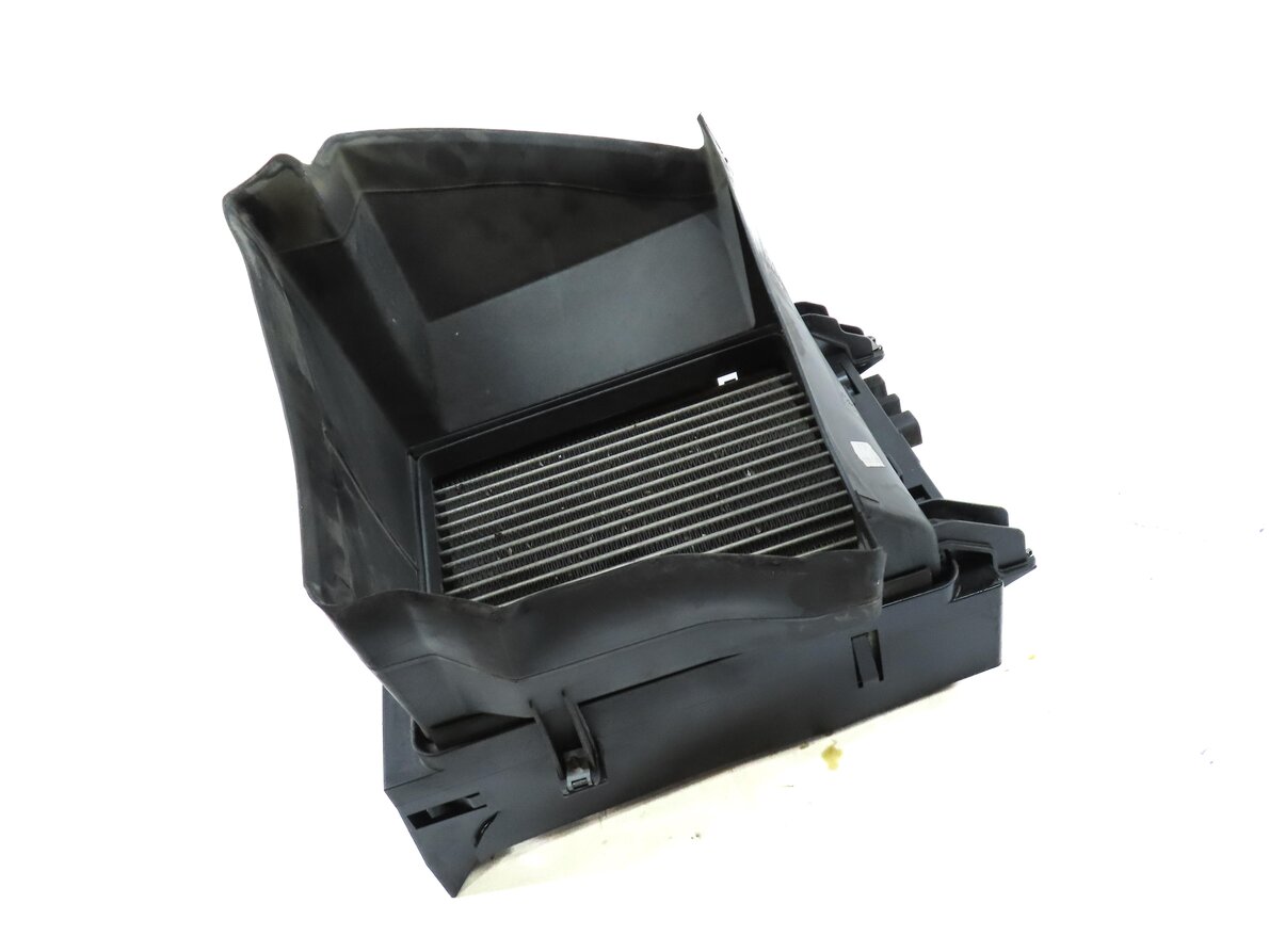 Thumbnail 3: 2013 BMW X5M ///M (E70) M SPORT 4.4L TWIN TURBO S63 ENGINE OIL COOLER RADIATOR