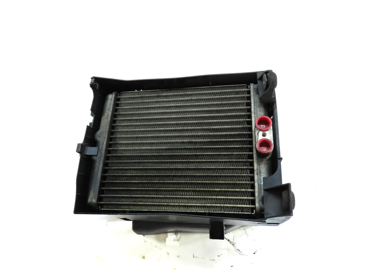 Thumbnail 5: 2013 BMW X5M ///M (E70) M SPORT 4.4L TWIN TURBO S63 ENGINE OIL COOLER RADIATOR