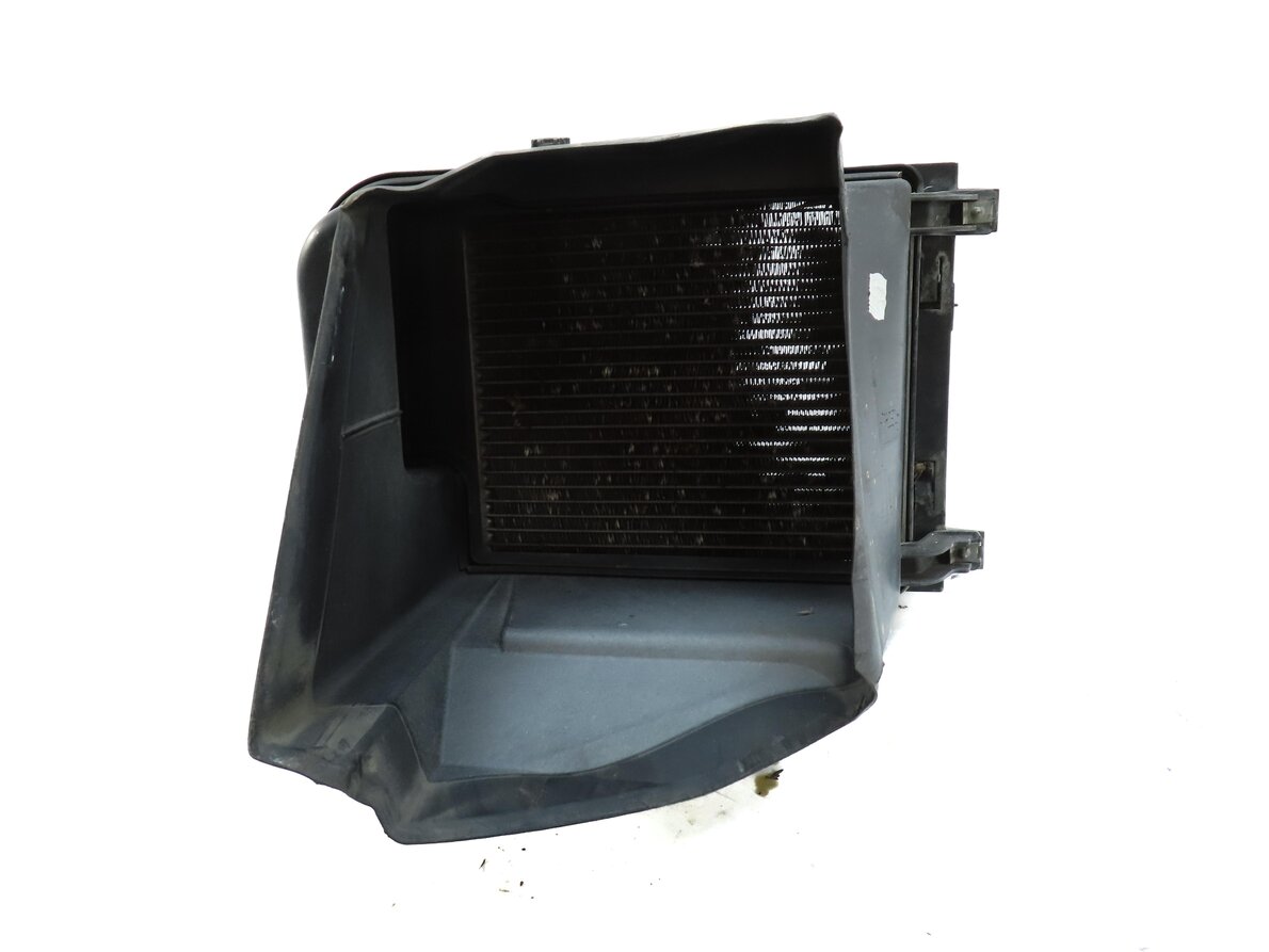 Thumbnail 4: 2008-2014 BMW X5 X5M X6 X6M (E70 E71) 3.0L / 4.4L TWIN TURBO AUXILIARY RADIATOR