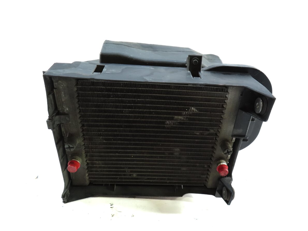 Thumbnail 5: 2008-2014 BMW X5 X5M X6 X6M (E70 E71) 3.0L / 4.4L TWIN TURBO AUXILIARY RADIATOR