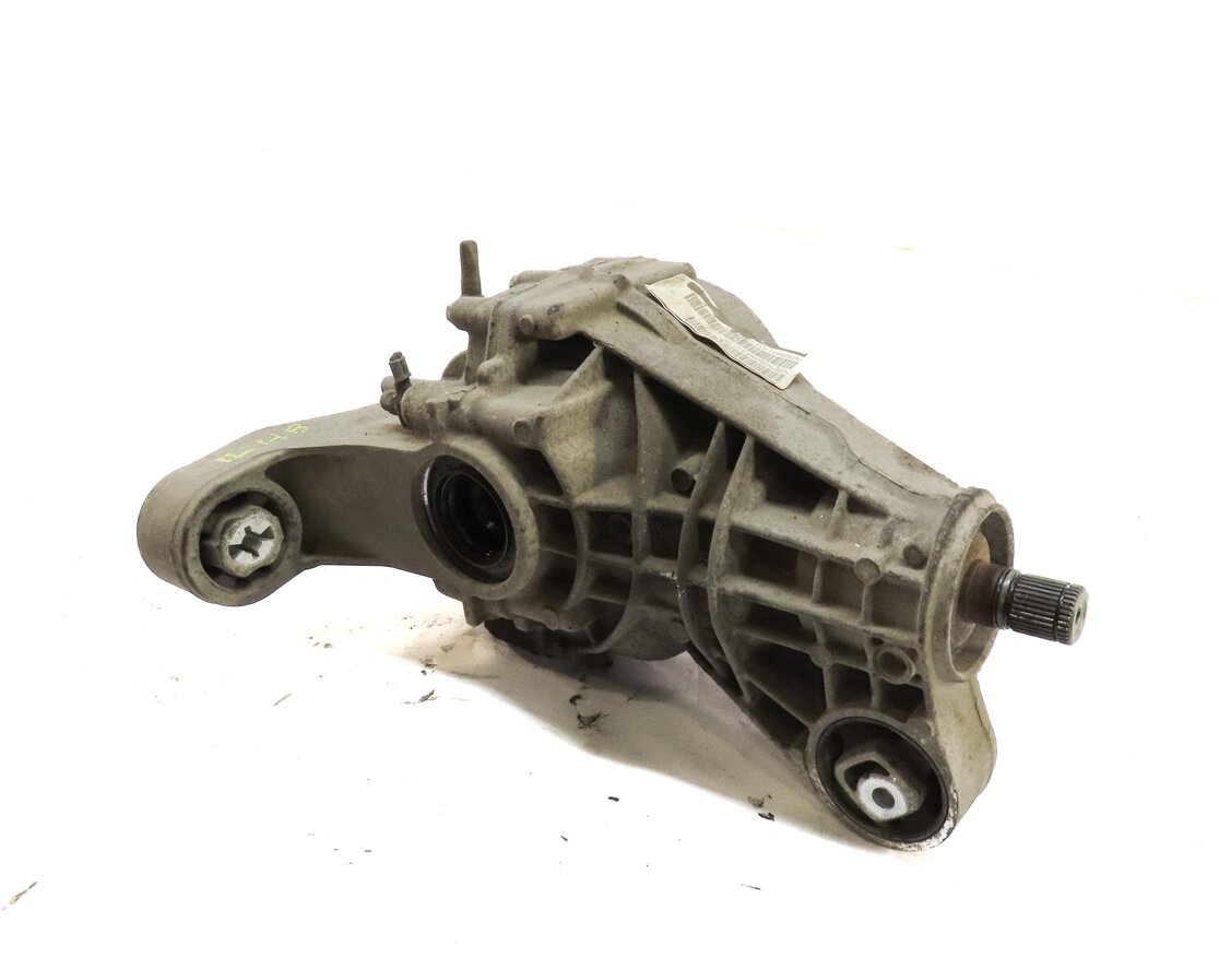 2011-2014 PORSCHE CAYENNE (958) 3.0L - REAR DIFFERENTIAL GEAR CARRIER