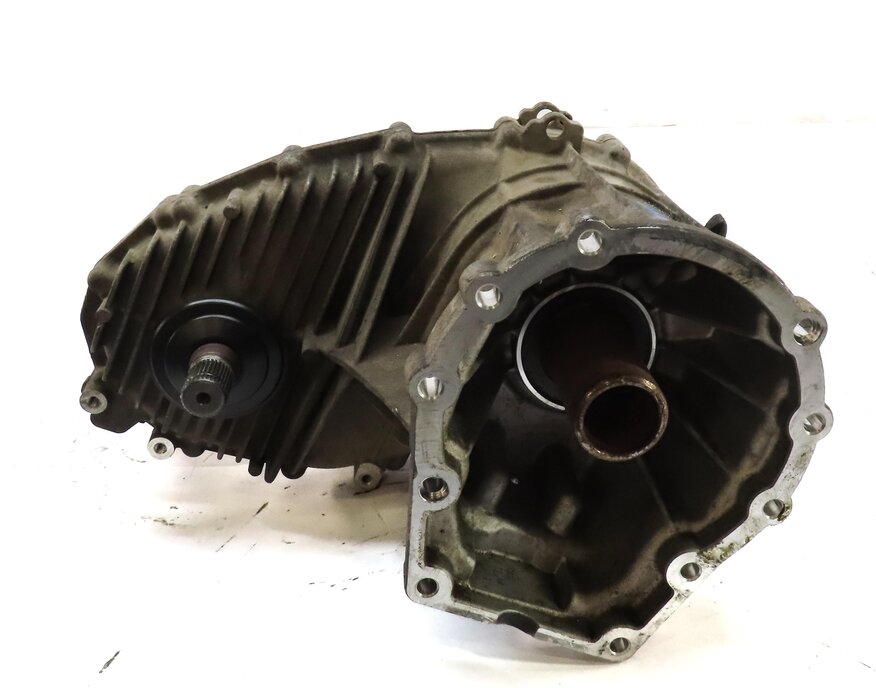 Thumbnail 4: 2011-2018 PORSCHE CAYENNE (958) 3.0L ENGINE FRONT TRANSFER CASE ASSEMBLY