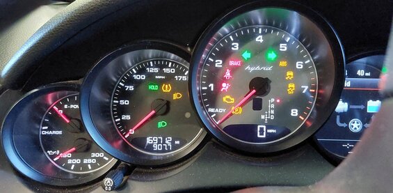 Thumbnail 2: 13-14 PORSCHE CAYENNE (958) 3.0L HYBRID SPEEDOMETER BODY ENGINE MODULE & KEY SET