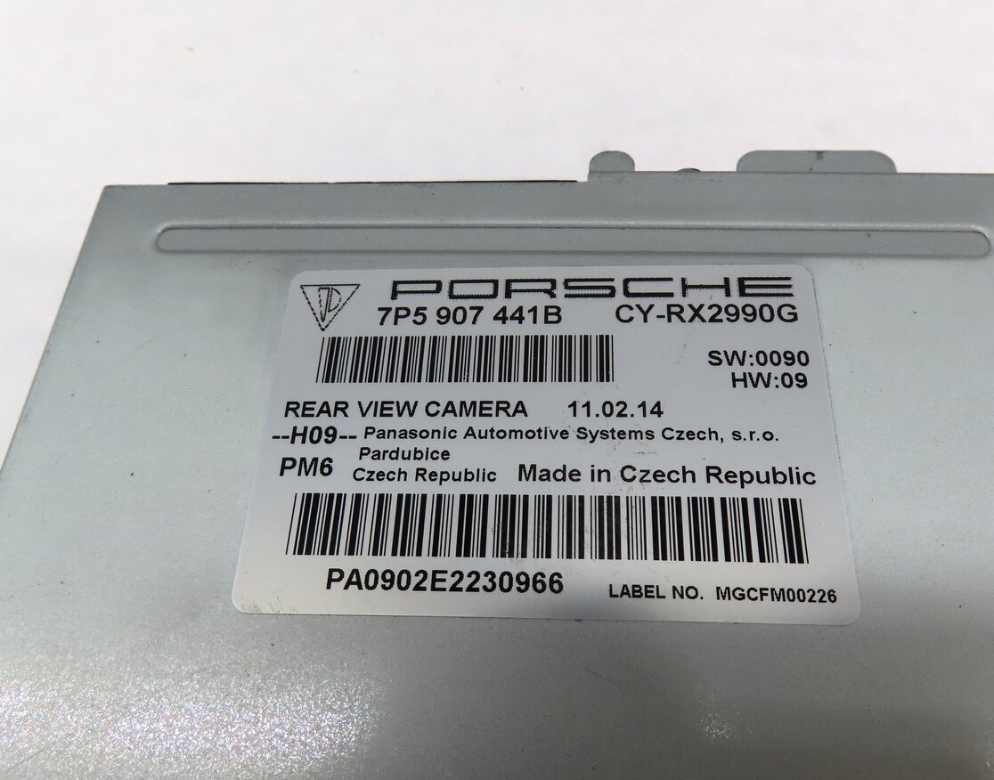 Thumbnail 4: 2011-2016 PORSCHE CAYENNE (958) REARVIEW CAMERA CONTROL MODULE