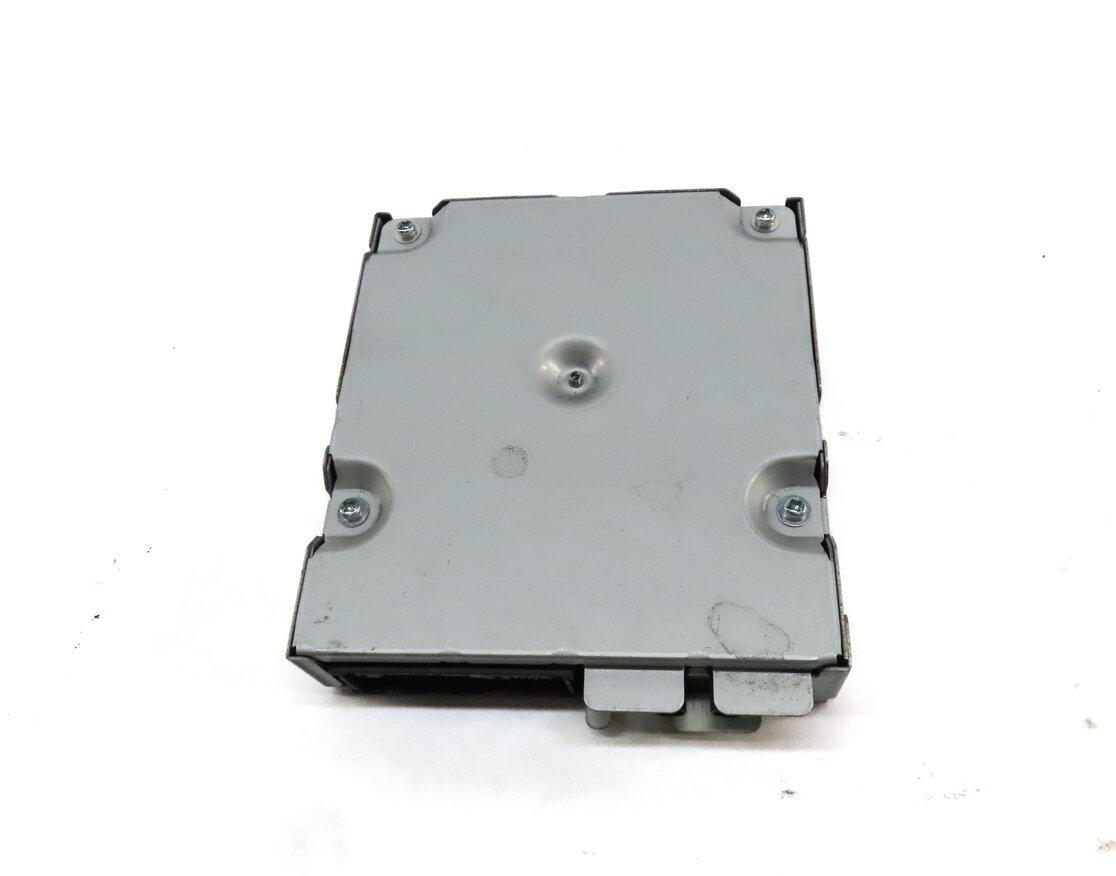 Thumbnail 5: 2011-2016 PORSCHE CAYENNE (958) REARVIEW CAMERA CONTROL MODULE
