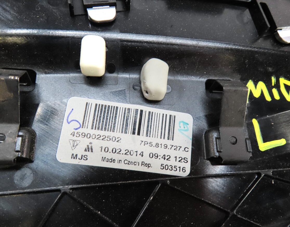 Thumbnail 5: 2014 PORSCHE CAYENNE HYBRID 958 FRONT CENTER INNER LEFT DASH A/C HEATER AIR VENT