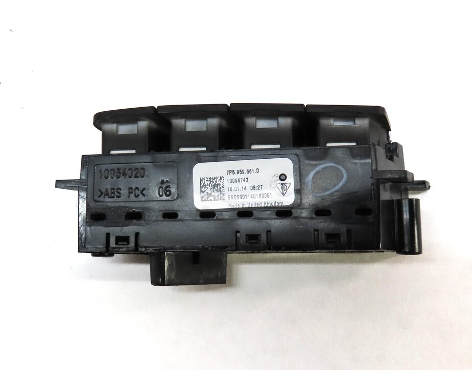 Thumbnail 5: 2014 PORSCHE CAYENNE HYBRID 958 FRONT RIGHT PASSENGER SEAT MEMORY SWITCH BUTTON