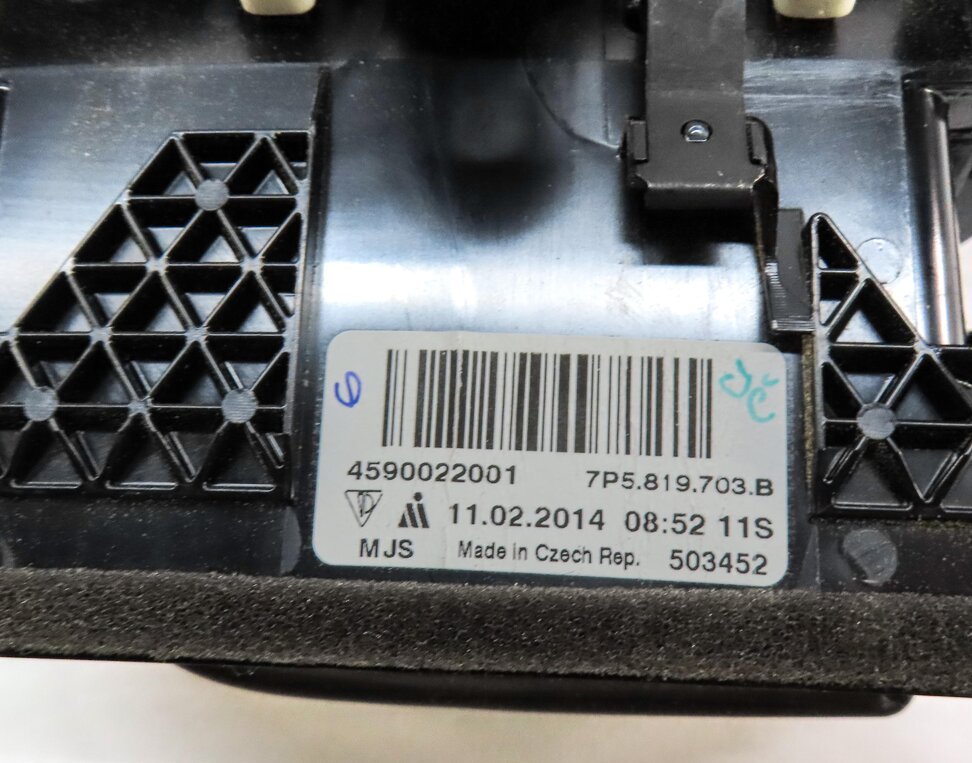 Thumbnail 6: 2014 PORSCHE CAYENNE HYBRID (958) FRONT LEFT DRIVER DASH A/C HEATER AIR VENT