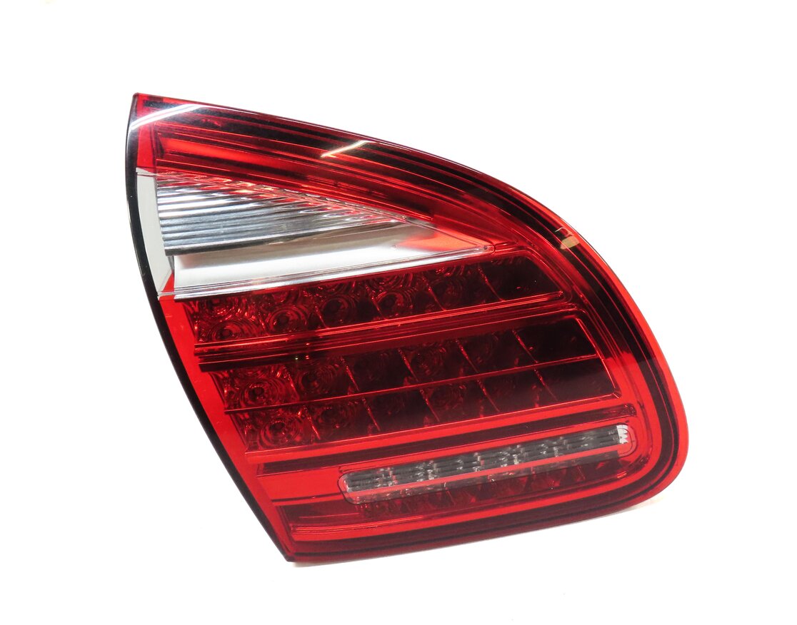 Thumbnail 4: 2011-2014 PORSCHE CAYENNE (958) LEFT DRIVER INNER TRUNK TAILLIGHT LIGHT LAMP