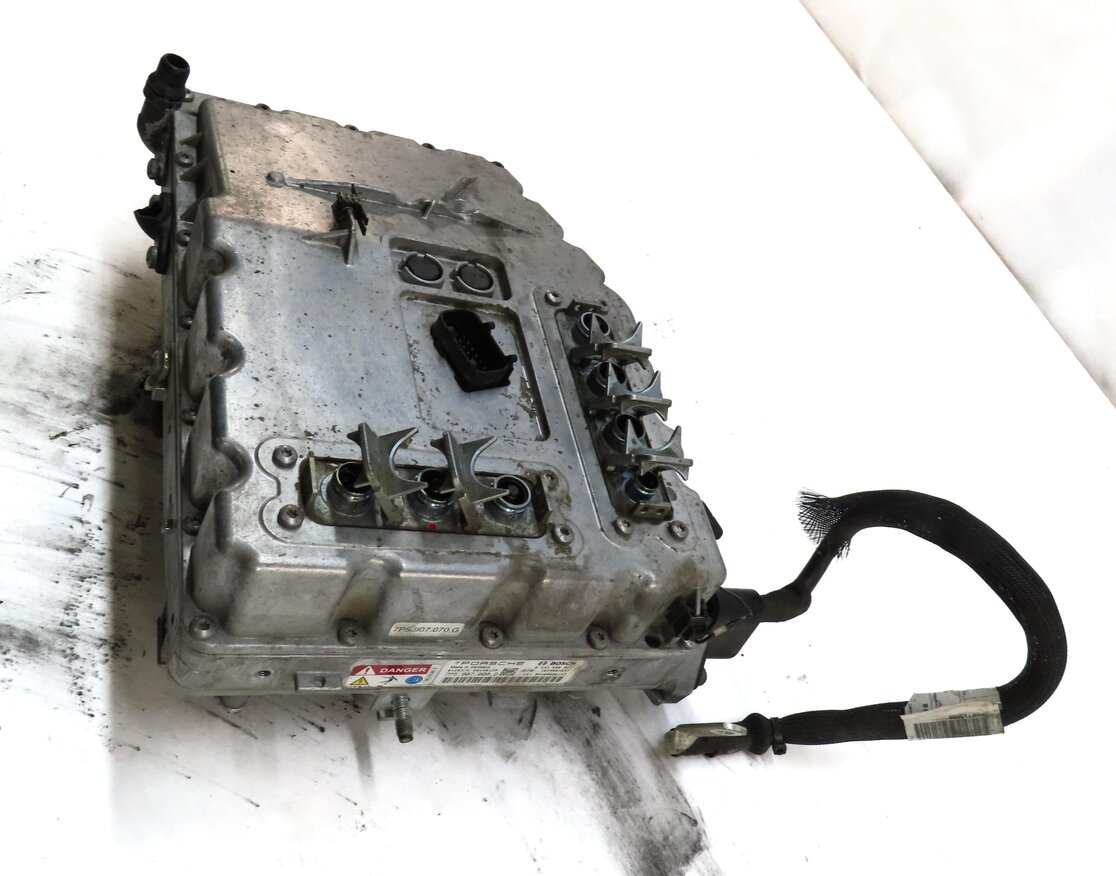 Thumbnail 4: 2014 PORSCHE CAYENNE 958 3.0L HYBRID M06.EC ENGINE HYBRID BATTERY POWER INVERTER