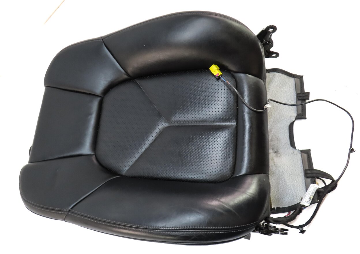 Thumbnail 2: 2014 PORSCHE CAYENNE HYBRID (958) FRONT RIGHT UPPER HEATED SEAT CUSHION (BLACK)