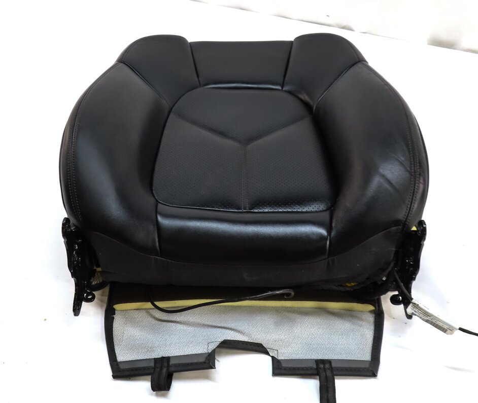 Thumbnail 3: 2014 PORSCHE CAYENNE HYBRID (958) FRONT LEFT UPPER HEATED SEAT CUSHION (BLACK)