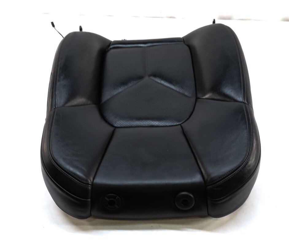 Thumbnail 4: 2014 PORSCHE CAYENNE HYBRID (958) FRONT LEFT UPPER HEATED SEAT CUSHION (BLACK)