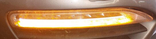 Thumbnail 2: 11-14 PORSCHE CAYENNE (958) RIGHT FRONT DRL DAY TIME RUNNING MARKER LIGHT LAMP