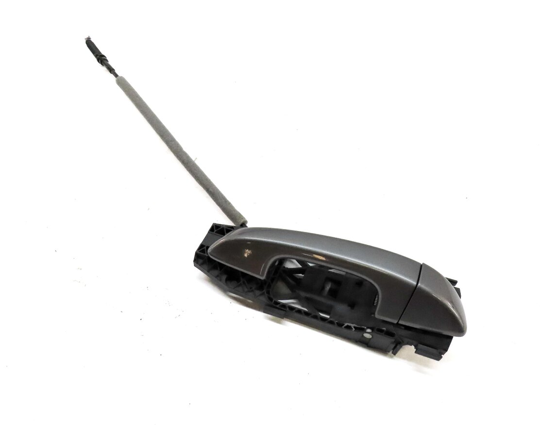 2011-2018 PORSCHE CAYENNE (958) RIGHT REAR EXTERIOR DOOR HANDLE (METEOR GREY)