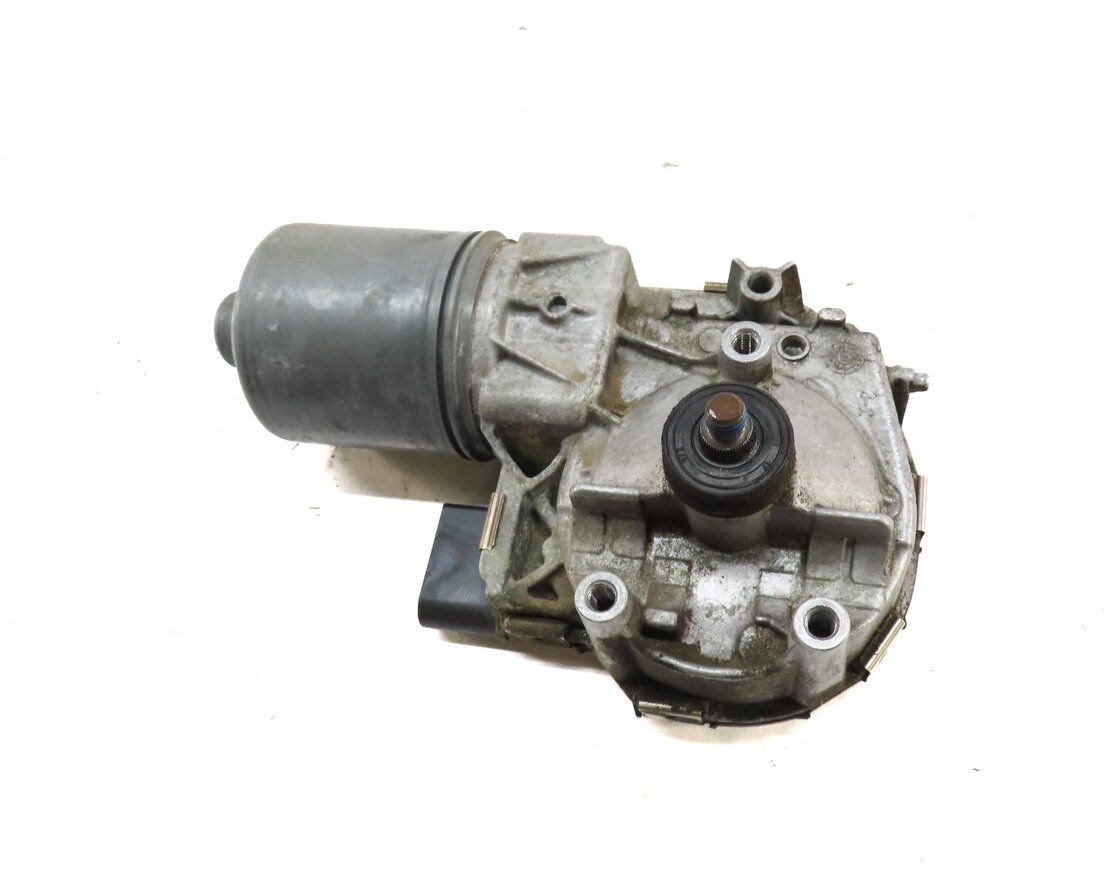 Thumbnail 5: 2011-2018 PORSCHE CAYENNE (958) FRONT WINDSHIELD WIPER MOTOR