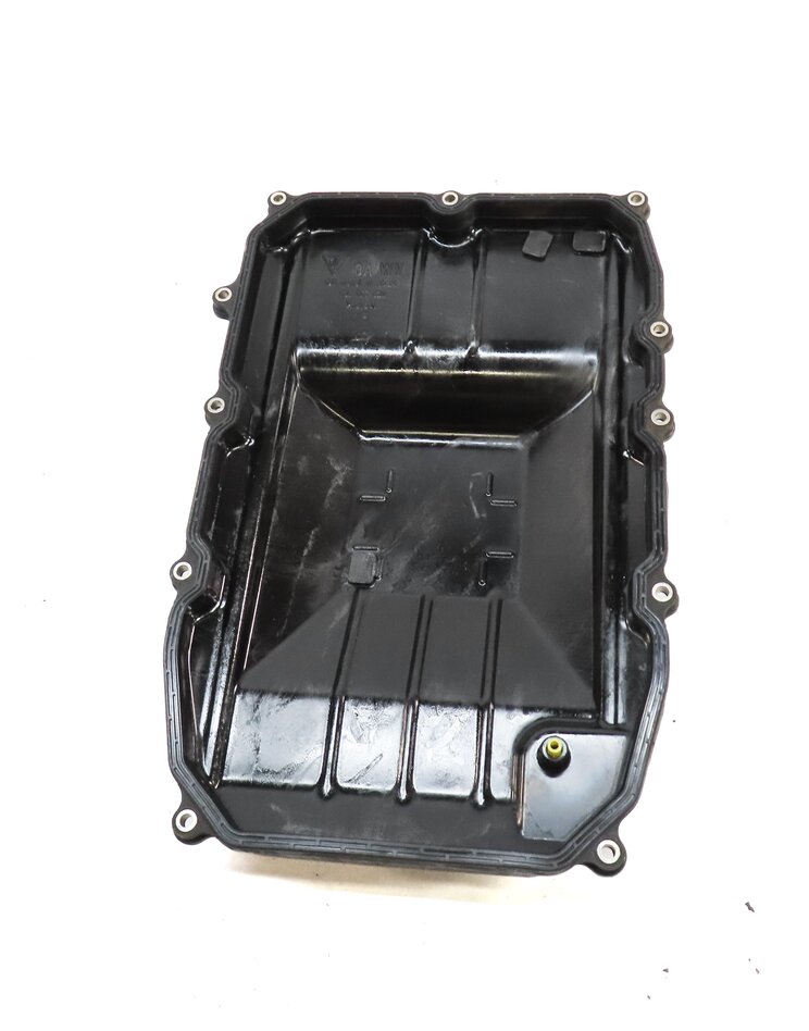 Thumbnail 4: 11-18 PORSCHE CAYENNE PANAMERA (958 970 G1) 3.0L HYBRID TRANSMISSION OIL PAN