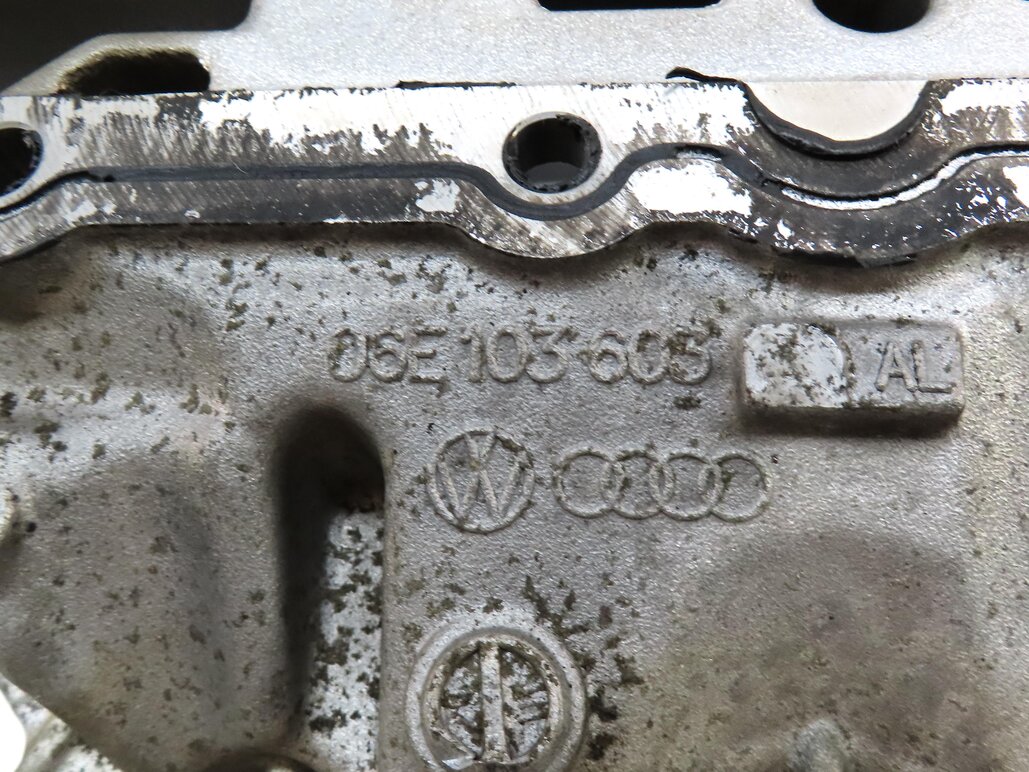 Thumbnail 8: 2014 PORSCHE CAYENNE (958) 3.0L HYBRID M06.EC UPPER ENGINE OIL PAN 06E103603