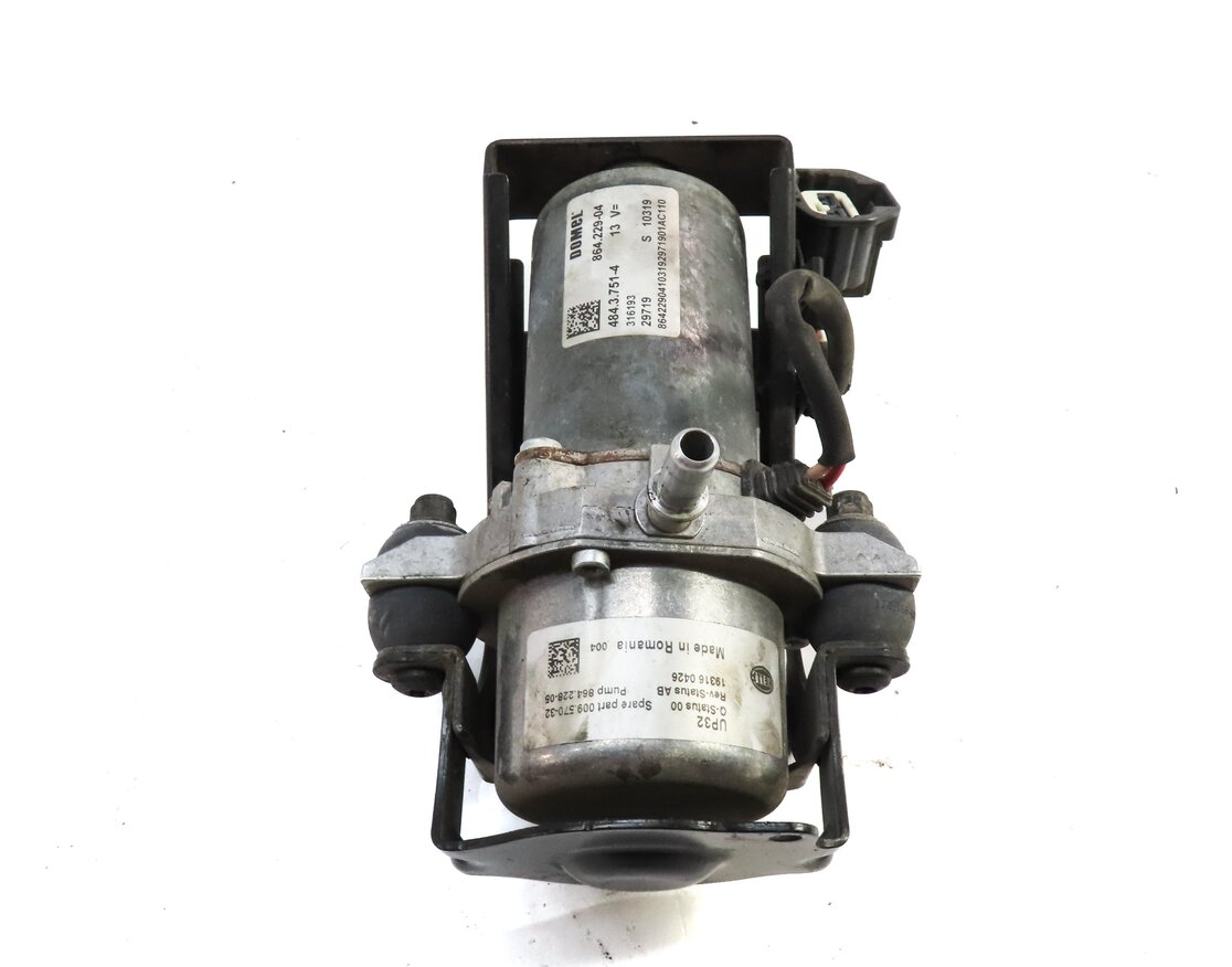 Thumbnail 5: 2014 PORSCHE CAYENNE (958) 3.0L HYBRID M06.EC ENGINE BRAKE BOOSTER VACUUM PUMP