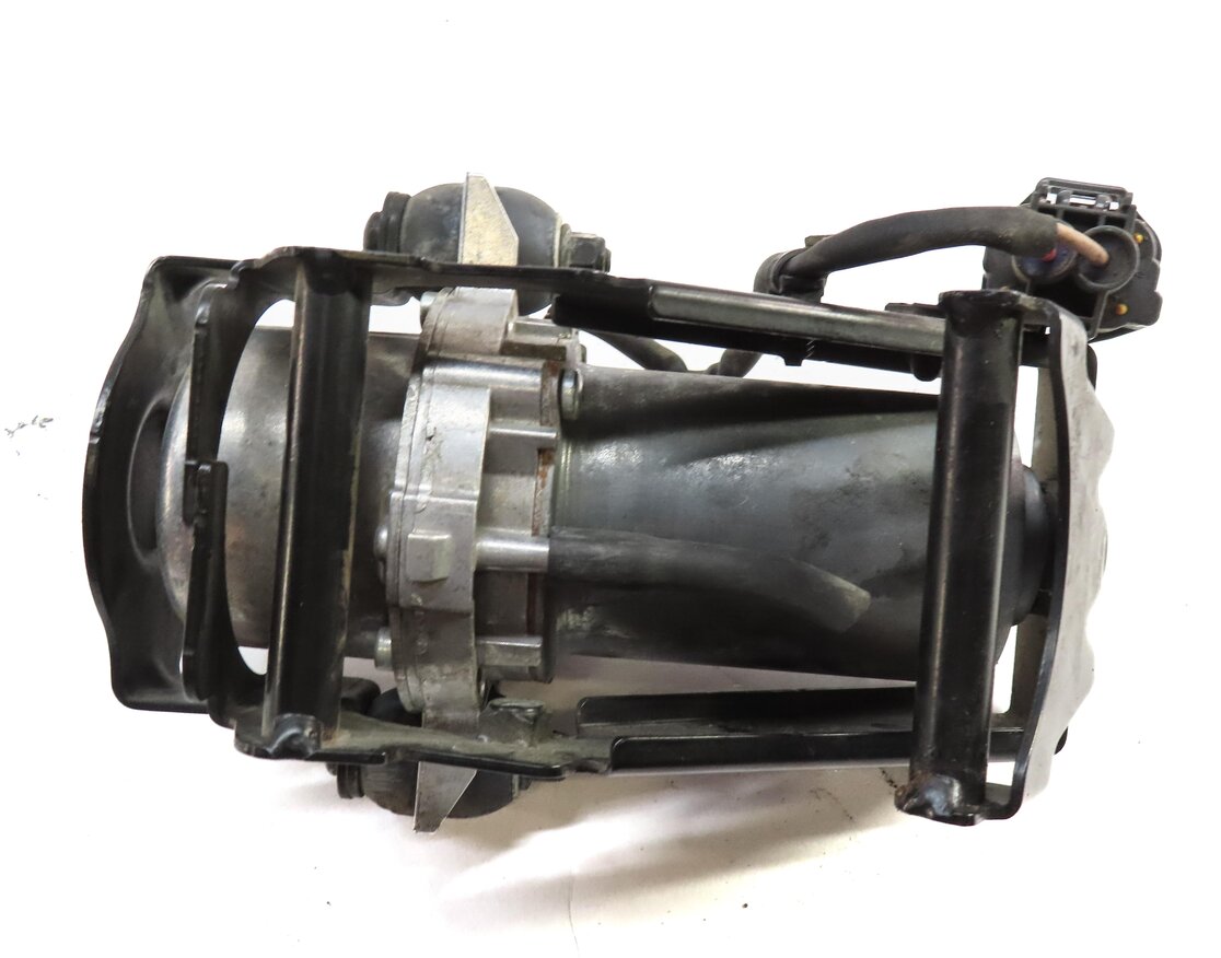 Thumbnail 6: 2014 PORSCHE CAYENNE (958) 3.0L HYBRID M06.EC ENGINE BRAKE BOOSTER VACUUM PUMP