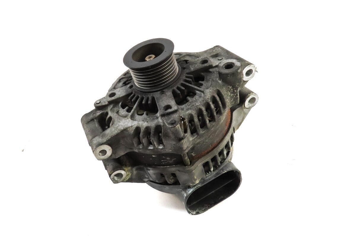 Thumbnail 3: 12-19 BMW 5 6 7 X5 X6 M5 M6 (F06 F10 F12 F15 F16 F85) 4.4L ALTERNATOR (210 AMP)
