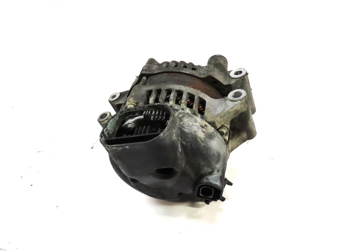 Thumbnail 5: 12-19 BMW 5 6 7 X5 X6 M5 M6 (F06 F10 F12 F15 F16 F85) 4.4L ALTERNATOR (210 AMP)