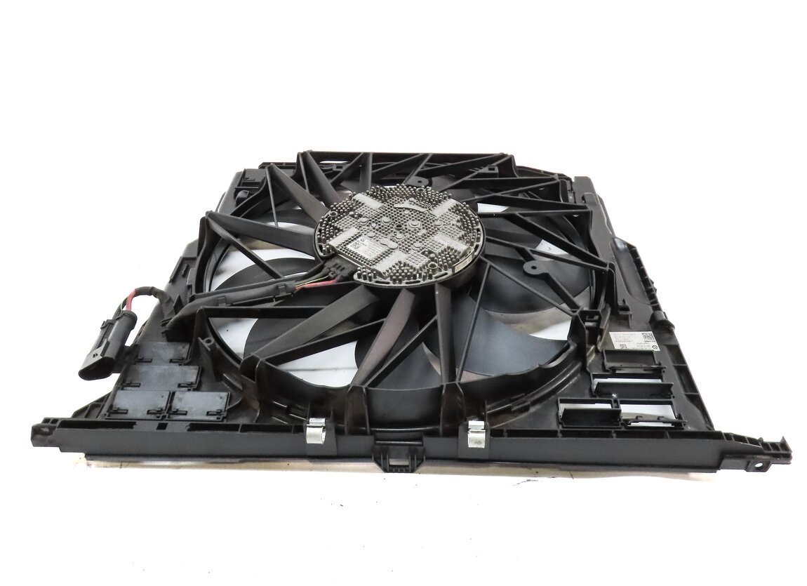 Thumbnail 6: 10-18 BMW 550i 550iGT 650i 750i (F01 F06 F10) 850w RADIATOR COOLING FAN & SHROUD