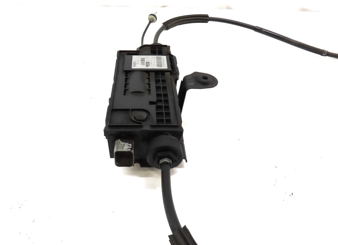 Thumbnail 3: 2013 BMW 750i (F01) EMERGENCY HILL PARKING E-BRAKE ACTUATOR w/ CABLES 6856931