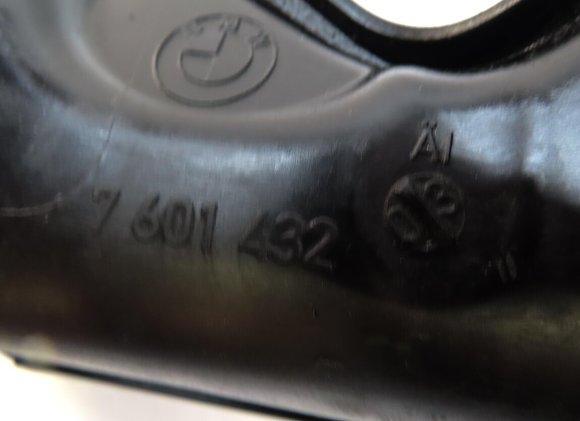 Thumbnail 7: 13-19 BMW X5 X5M X6 X6M 5 6 7 (F01 F10 F15 F16) 4.4L N63 RIGHT INTAKE MANIFOLD