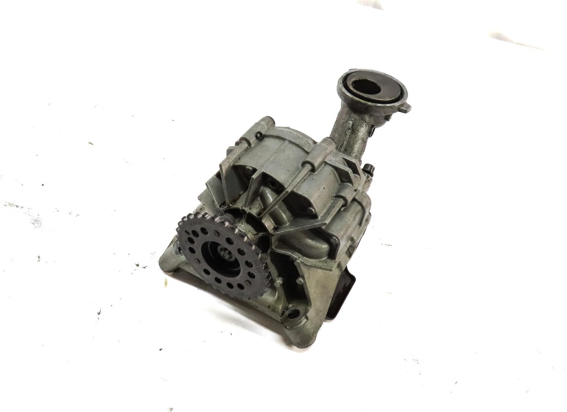 2013 BMW 750i (F01) 4.4L TURBO N63 ENGINE OIL PUMP & PICKUP TUBE 11417643256