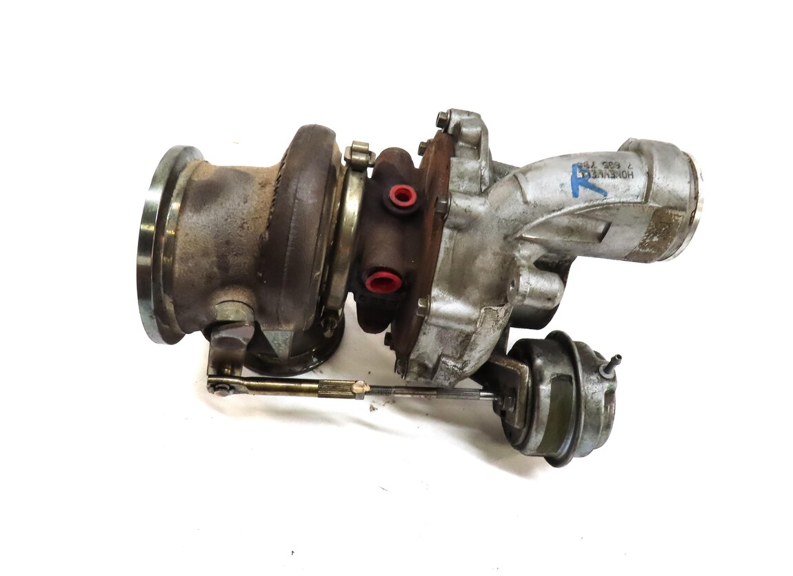 Thumbnail 6: 13-19 BMW 5 6 7 X5 X6 (F01 F02 F04 F06 F07 F10 F12) 4.4L N63 RIGHT TURBOCHARGER