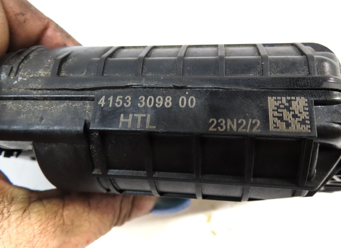 Thumbnail 6: 2011-2015 BMW 740i 750i 760i B7 (F01) LEFT REAR (SOFT CLOSE) DOOR LATCH ACTUATOR