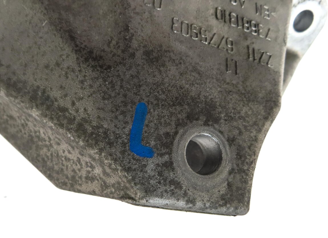 Thumbnail 9: 2013 BMW 750i (F01) 4.4L TURBO N63 LEFT & RIGHT ENGINE MOTOR MOUNT BRACKET SET2
