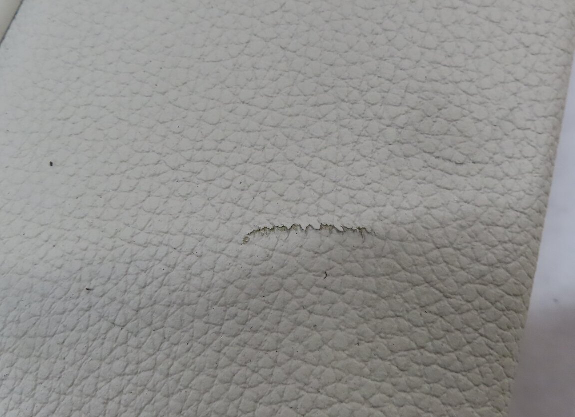 Thumbnail 9: 2013 BMW 750i F01 FRONT LEFT DRIVER UPPER SEAT BACK TRIM PIECE w/ LIGHT (BEIGE)