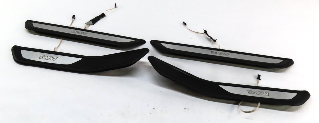 2013 BMW 750i (F01) FRONT REAR LEFT RIGHT DOOR SILL SCUFF PLATE SET4 (LIGHT UP)
