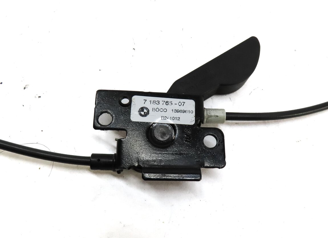Thumbnail 6: 2013 BMW 750i F01 HOOD SAFETY CATCH HOOK LATCH SET 2 w/ CABLES & RELEASE HANDLE