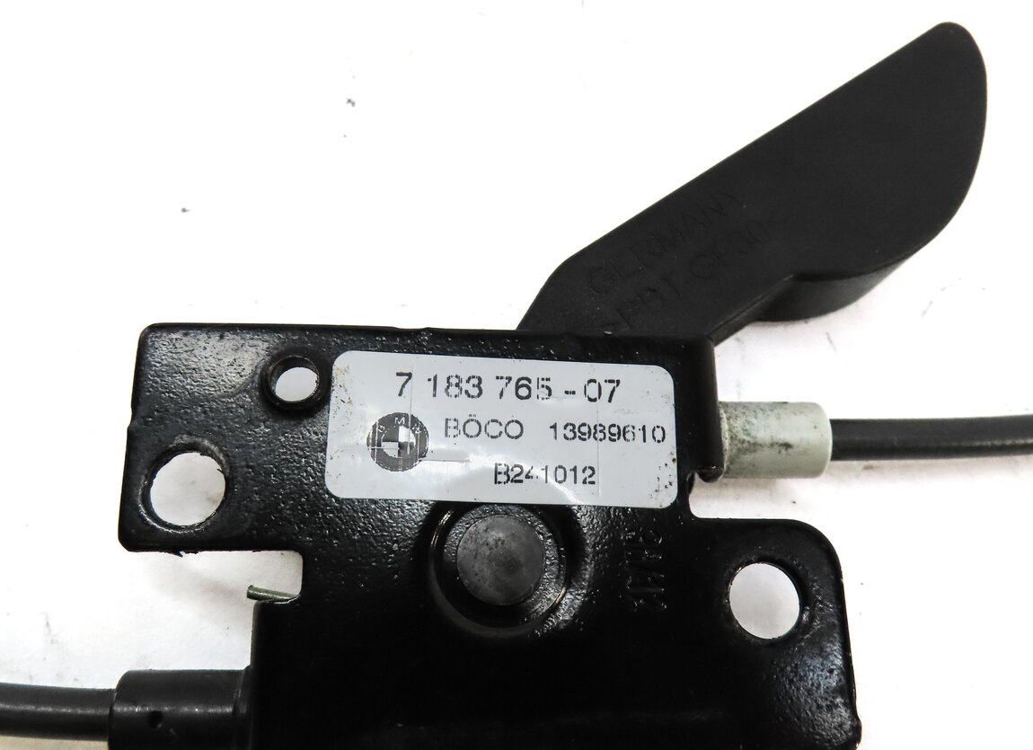 Thumbnail 7: 2013 BMW 750i F01 HOOD SAFETY CATCH HOOK LATCH SET 2 w/ CABLES & RELEASE HANDLE