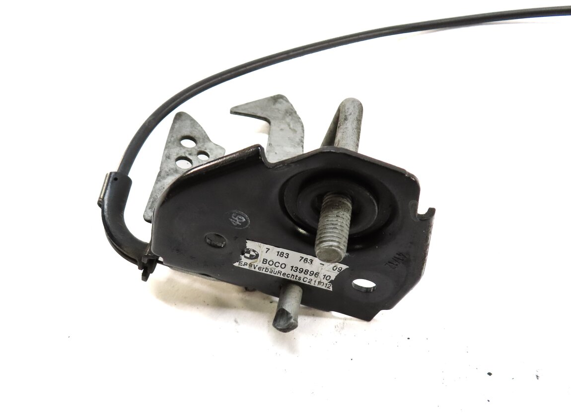 Thumbnail 9: 2013 BMW 750i F01 HOOD SAFETY CATCH HOOK LATCH SET 2 w/ CABLES & RELEASE HANDLE