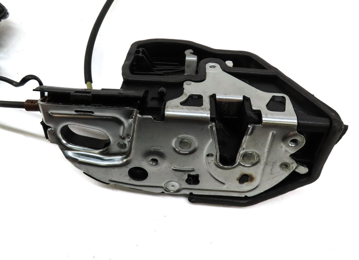 Thumbnail 8: 2011-2015 BMW 740i 750i 760i (F01) RIGHT SIDE REAR DOOR LOCK LATCH (SOFT CLOSE)
