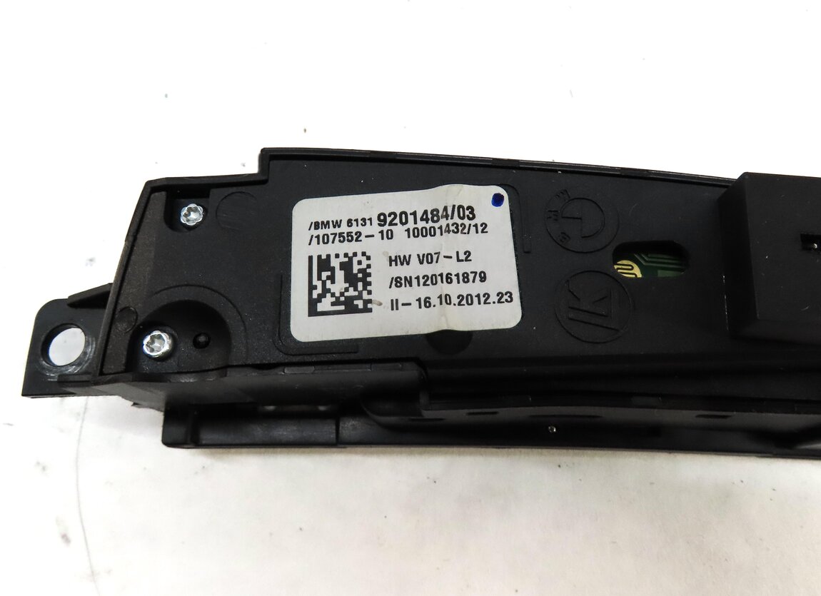 Thumbnail 6: 2013 BMW 750i (F01) CONSOLE PDC COMFORT CAMERA TRACTION CONTROL SWITCH BUTTON