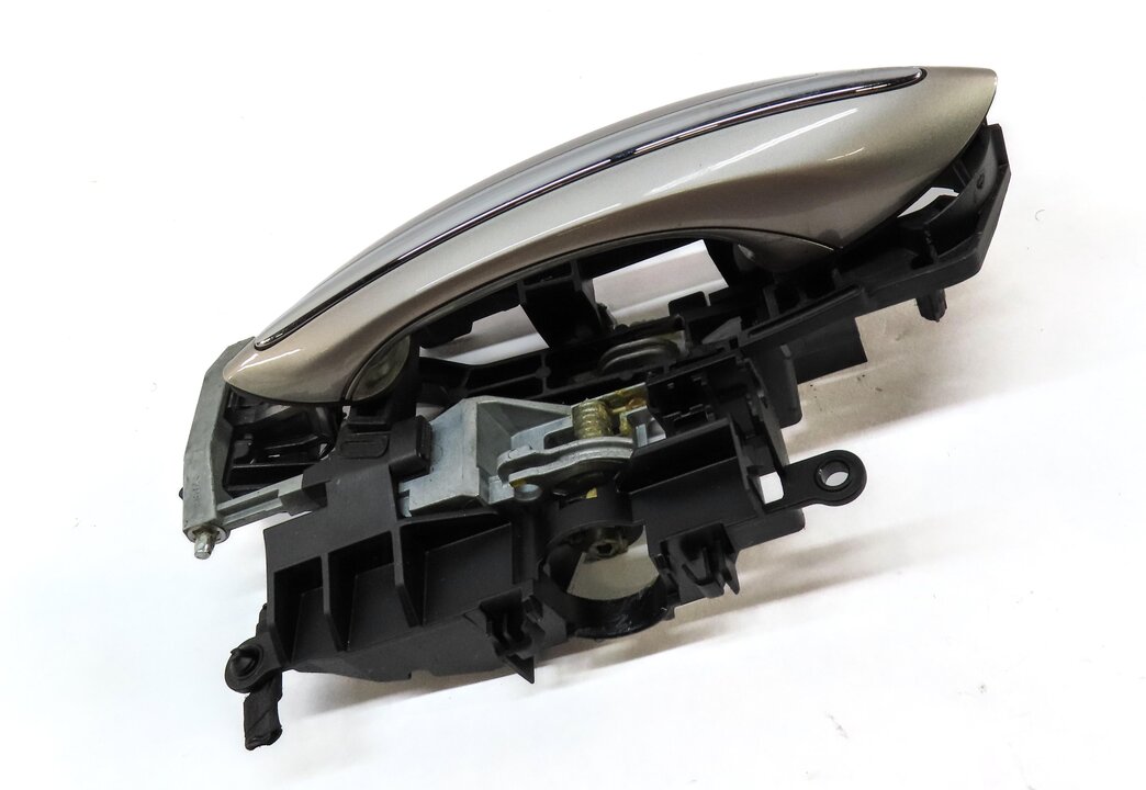 Thumbnail 3: 09-19 BMW 5 6 7 SERIES (F01 F07 F10 F12) LEFT REAR COMFORT DOOR HANDLE CASHMERE