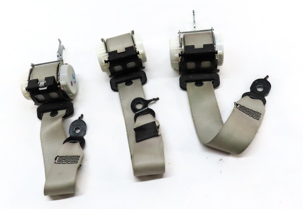 Thumbnail 3: 2013 BMW 750i (F01) REAR LEFT RIGHT & CENTER SEATBELT RETRACTOR SET 3 (BEIGE)