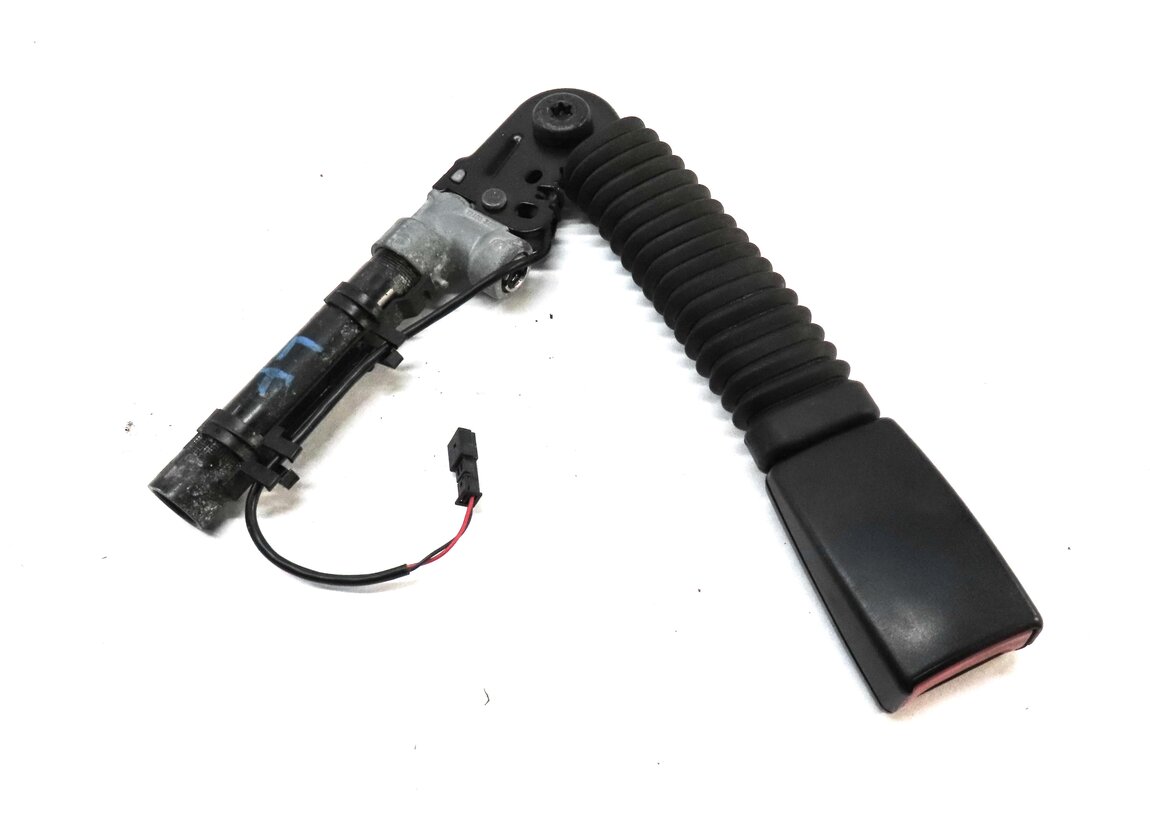Thumbnail 2: 2013-2016 BMW 5 7 SERIES (F01 F10) FRONT LEFT DRIVER SEATBELT BUCKLE RECEIVER