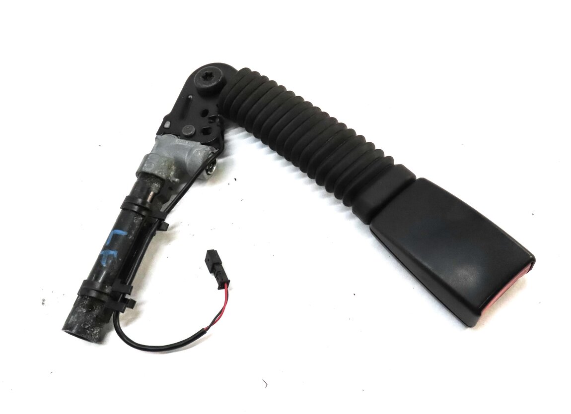Thumbnail 3: 2013-2016 BMW 5 7 SERIES (F01 F10) FRONT LEFT DRIVER SEATBELT BUCKLE RECEIVER