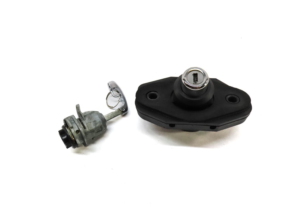 Thumbnail 2: 2013 BMW 750i (F01) HATCH TRUNK LOCK CYLINDER & PUSH OPEN BUTTON w/ SKELETON KEY