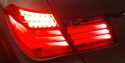 Thumbnail 2: 13-15 BMW 7 SERIES F01 F02 F04 REAR LEFT DRIVER INNER TRUNK TAILLIGHT LIGHT LAMP