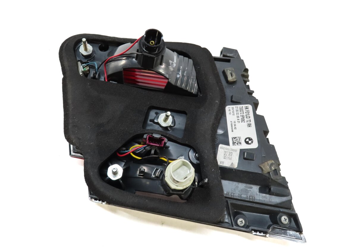 Thumbnail 5: 13-15 BMW 7 SERIES F01 F02 F04 RIGHT PASSENGER INNER TRUNK TAILLIGHT LIGHT LAMP