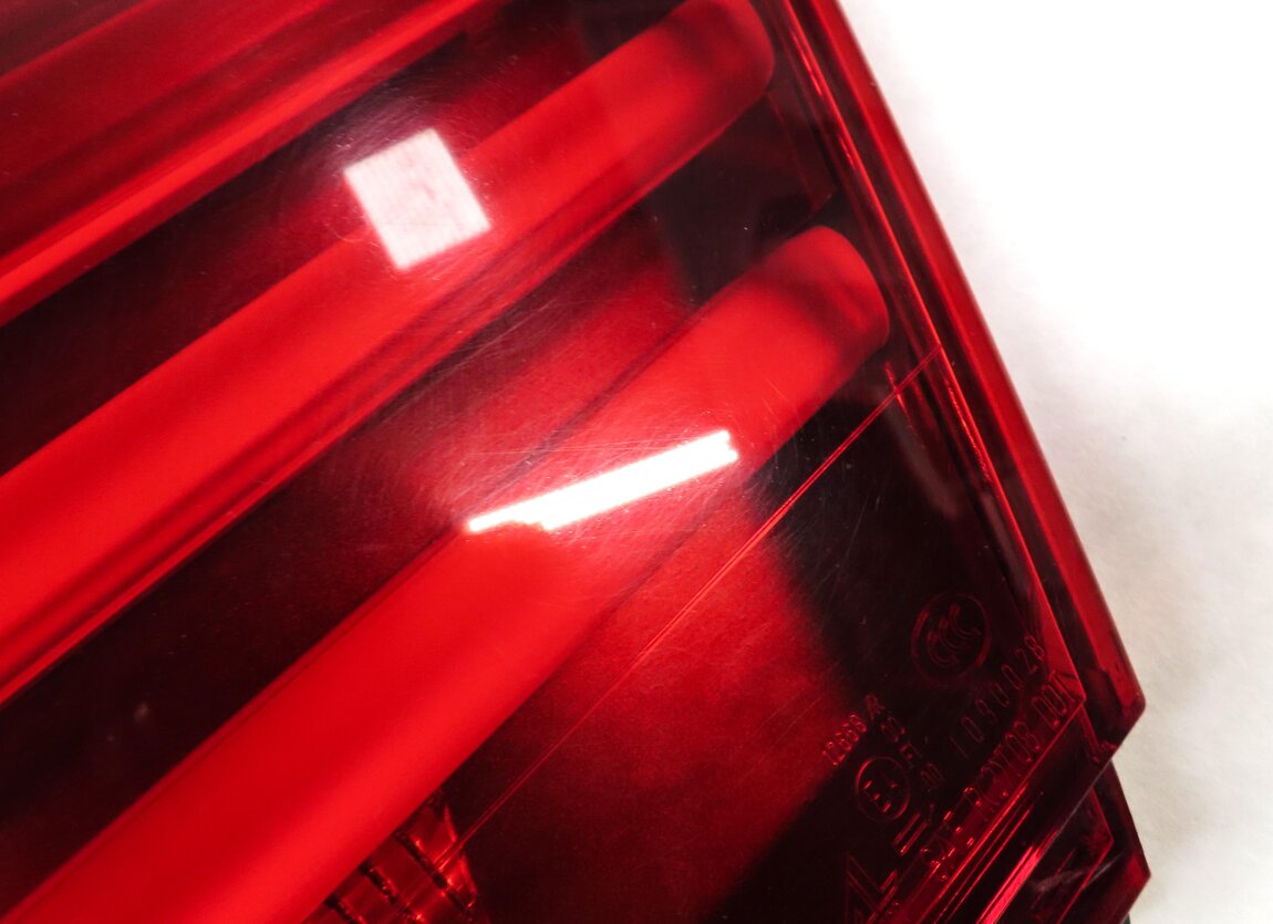 Thumbnail 7: 13-15 BMW 7 SERIES F01 F02 F04 RIGHT PASSENGER INNER TRUNK TAILLIGHT LIGHT LAMP
