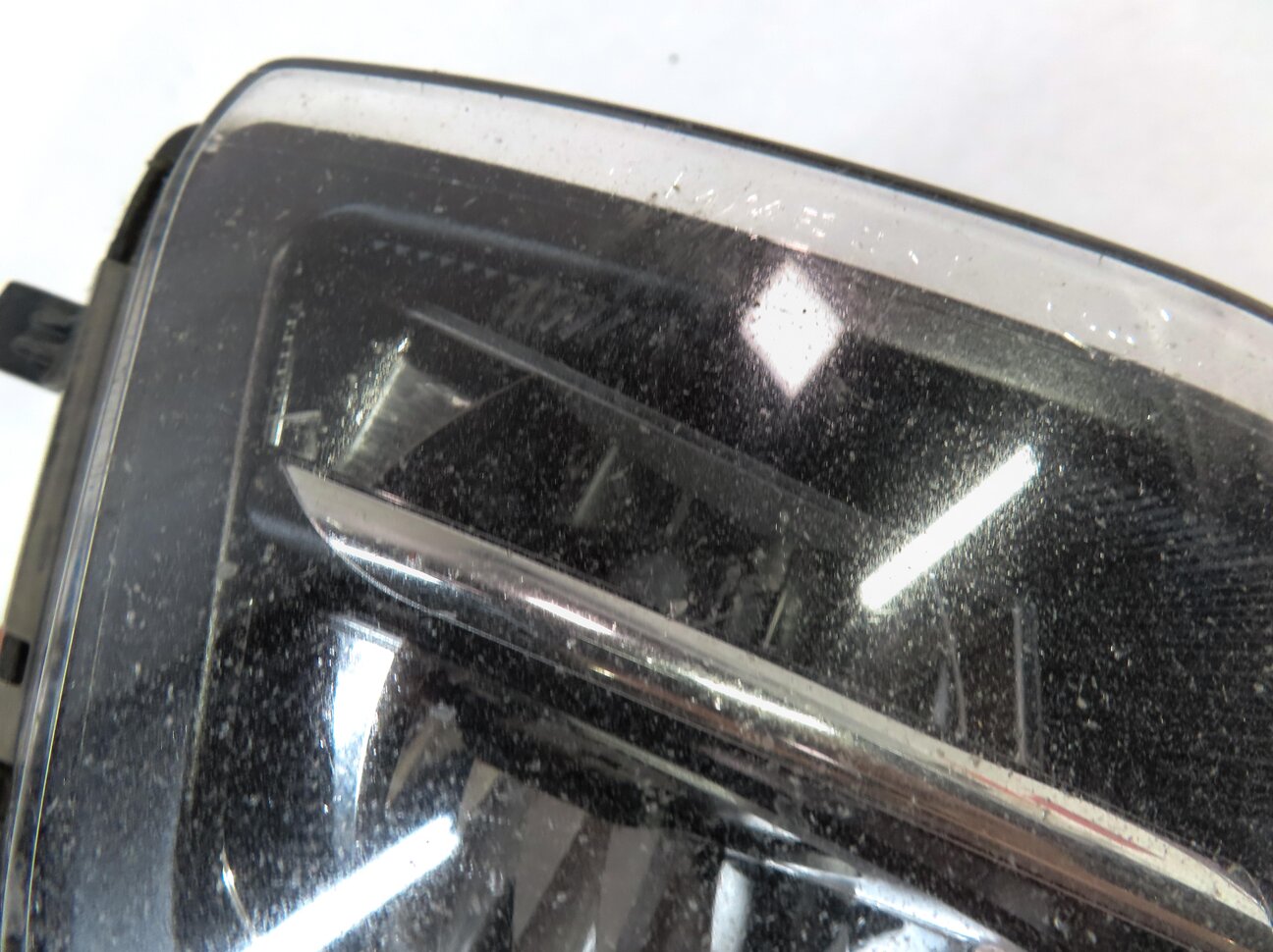 Thumbnail 8: 2013-2015 BMW 7 SERIES (F01) FRONT LEFT LOWER FOGLIGHT FOG LIGHT LAMP (LED)